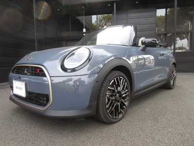 MINI MINI CONVERTIBLE - 7
