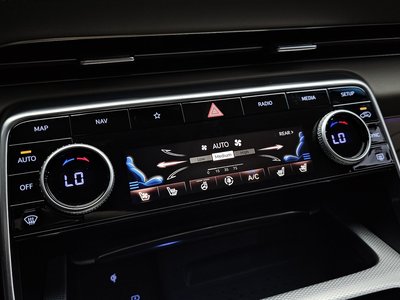2021 Genesis GV80 — миниатюра 31