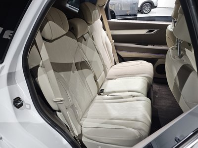 2021 Genesis GV80 — миниатюра 17