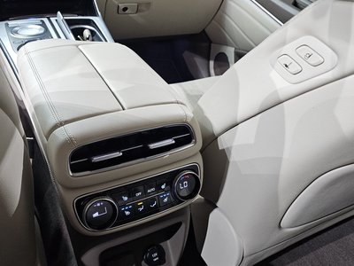 2021 Genesis GV80 — миниатюра 25