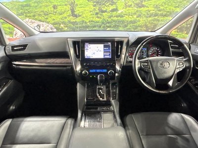 TOYOTA ALPHARD - 2
