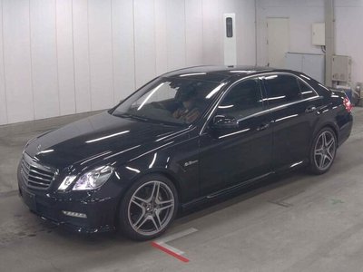 MERCEDES-BENZ E-CLASS AMG - 4