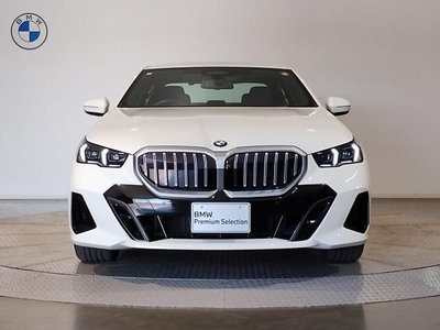 BMW 5 SERIES - 4