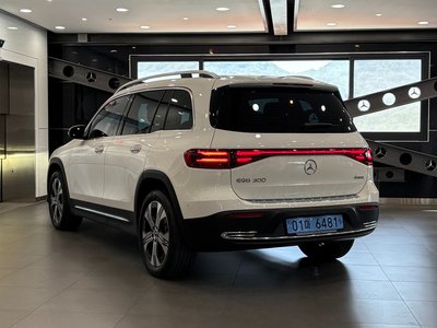 صورة 6 لـ 2025 Mercedes-BENZ EQB