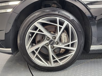 صورة 6 لـ 2022 Genesis G90 (RS4)