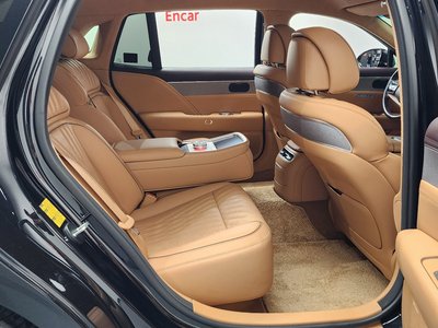 2022 Genesis G90 (RS4) — миниатюра 11