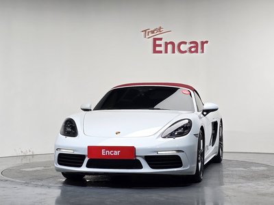 2017 Porsche 718 照片 2