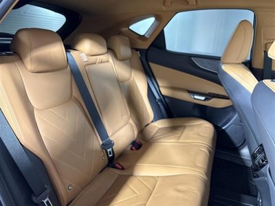 صورة مصغرة 25 لـ 2021 Lexus NX