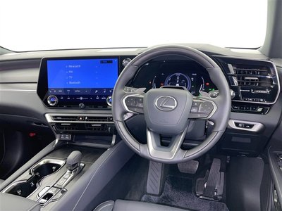 صورة 7 لـ 2024 Lexus RX