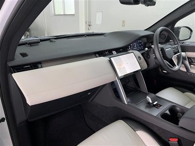 LAND ROVER DISCOVERY SPORT - 8