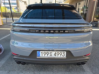 صورة 4 لـ 2024 Porsche CAYENNE