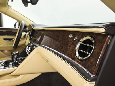 2021 Bentley FLYING SPUR — миниатюра 17