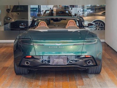 2025 Aston Martin DB12 VOLANTE — фото 9