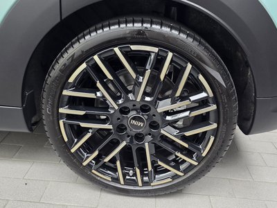 صورة 8 لـ 2025 MINI COOPER S