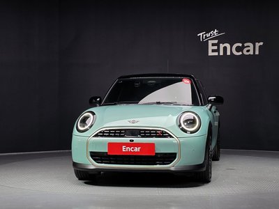 صورة 2 لـ 2025 MINI COOPER S