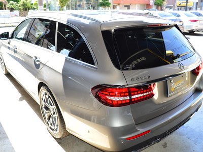 MERCEDES-BENZ E-CLASS - 7