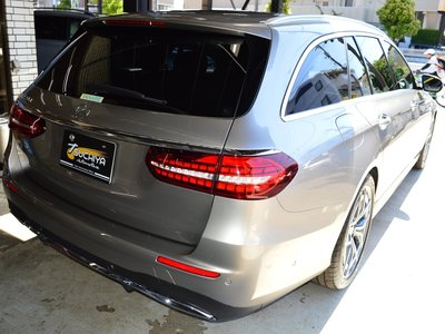 MERCEDES-BENZ E-CLASS - 6