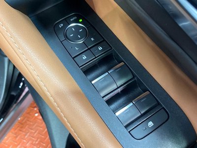 صورة مصغرة 48 لـ 2023 Toyota VELLFIRE