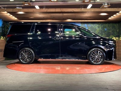 صورة مصغرة 28 لـ 2023 Toyota VELLFIRE