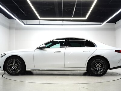 MERCEDES-BENZ E-CLASS - 7