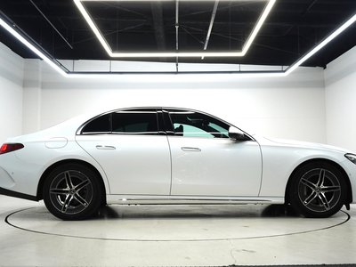 MERCEDES-BENZ E-CLASS - 8