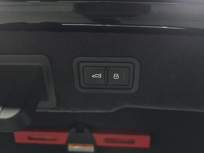 صورة مصغرة 33 لـ 2023 AUDI A8