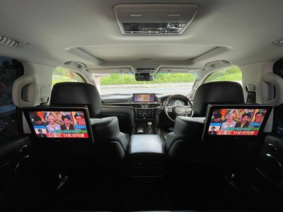 LEXUS LX - 7