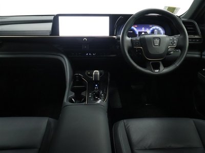 2024 Toyota CROWN SPORT photo 3