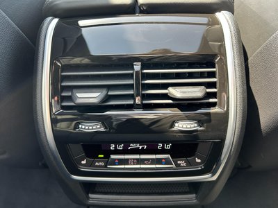 2025 BMW X5 缩略图 35