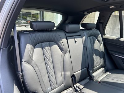 2025 BMW X5 缩略图 33