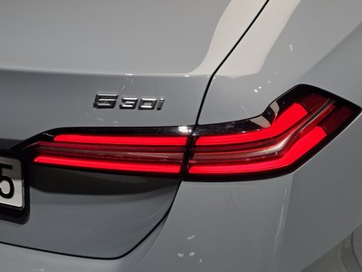 BMW 5 SERIES - 10