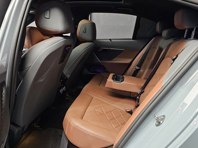 2024 BMW 5 SERIES — миниатюра 17