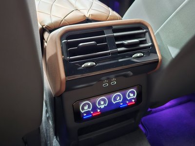 2024 BMW 5 SERIES — миниатюра 28