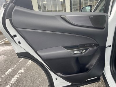 صورة مصغرة 44 لـ 2023 Lexus NX