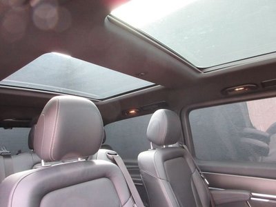 صورة مصغرة 25 لـ 2023 Mercedes-BENZ V-CLASS
