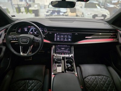 AUDI Q8 - 5