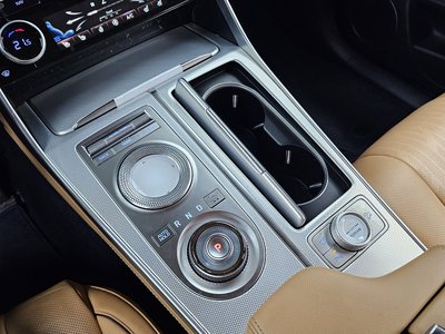 2020 Genesis GV80 — миниатюра 12