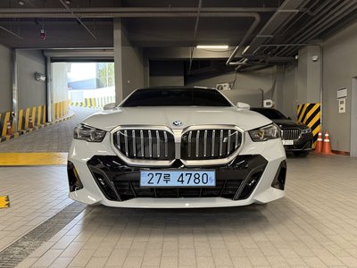 BMW I5