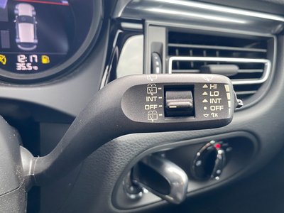 2023 Porsche MACAN — миниатюра 16