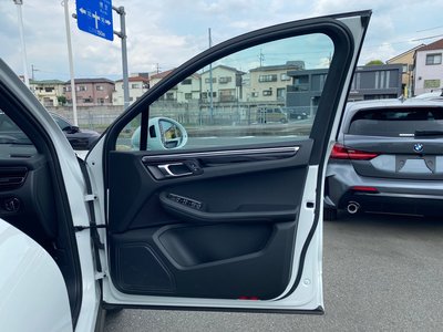 2023 Porsche MACAN — миниатюра 35