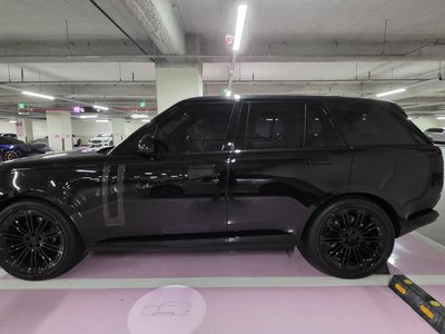 2026 LAND Rover RANGE ROVER photo 4