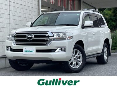 2017 Toyota LAND CRUISER 200 photo 1