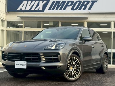 PORSCHE CAYENNE - 1
