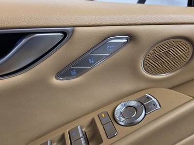 2025 Genesis G80 缩略图 30