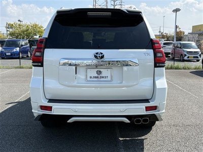 TOYOTA LAND CRUISER PRADO - 10