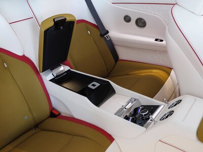 ROLLS ROYCE SPECTRE 2024 thumbnail 16