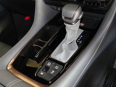 2024 Toyota ALPHARD — миниатюра 13