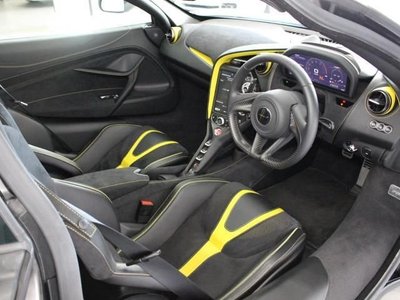 MCLAREN 720S - 2