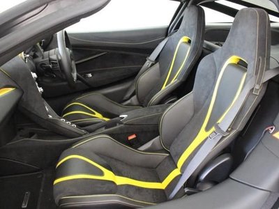 MCLAREN 720S - 8