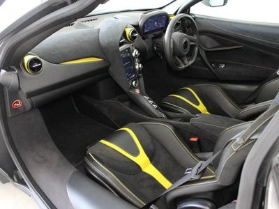 MCLAREN 720S - 6